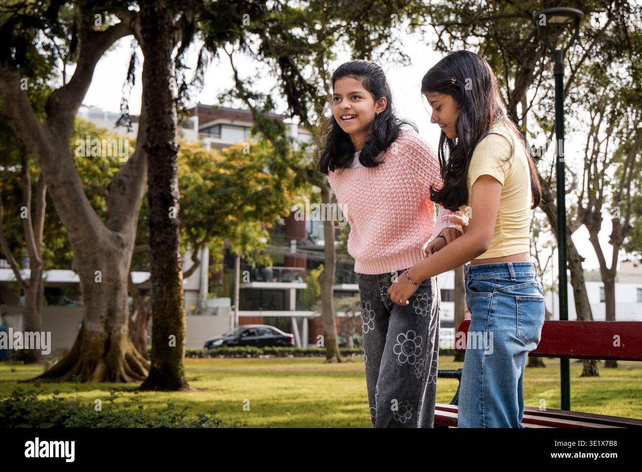 16 year old teen girl hi-res stock photography and images - Alamy