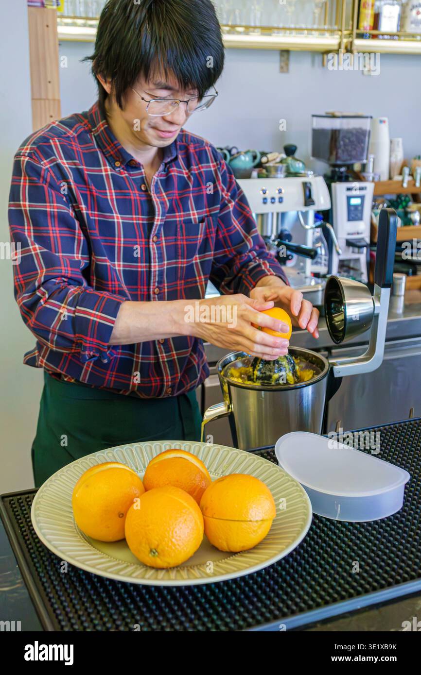 Citrus fruit andalusia hi-res stock photography and images - Alamy
