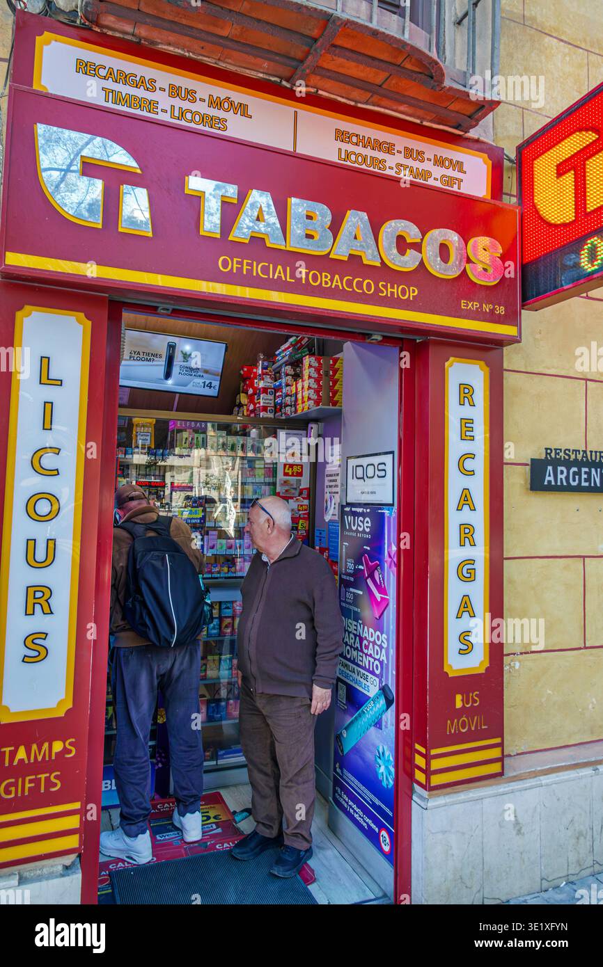 Tobacco products shop hi-res stock photography and images - Alamy