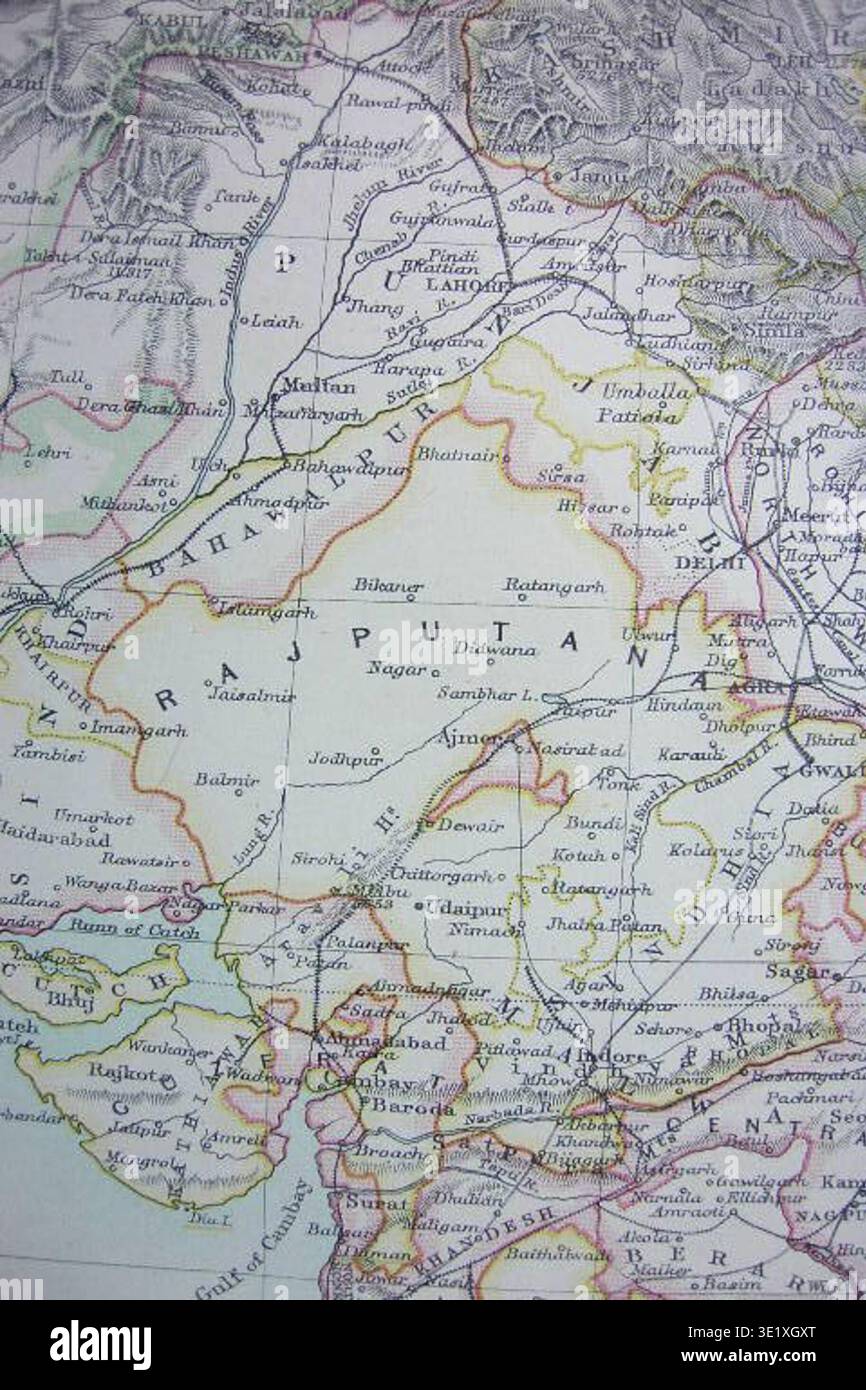 Encyclopedia britannica map hi-res stock photography and images