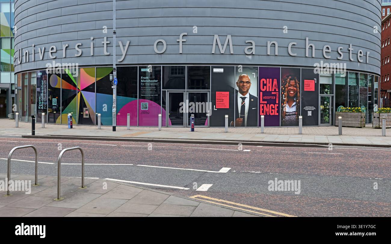 Grey University of Manchester building on Oxford Road with large university signage in Manchester city centre Stock Photo