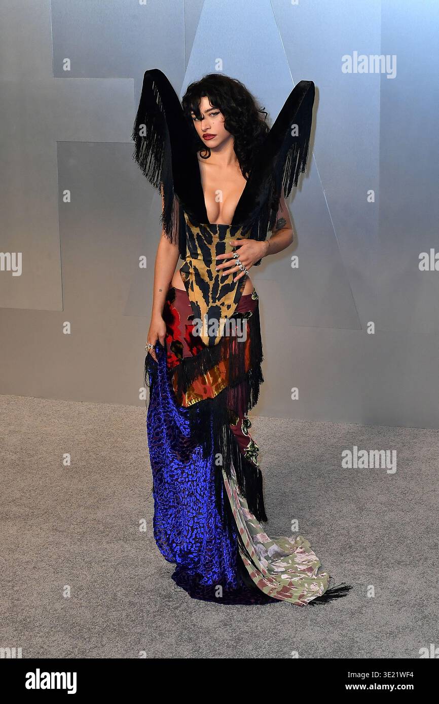 Odessa A'zion attends the 2026 Vanity Fair Oscar Party at Los Angeles ...