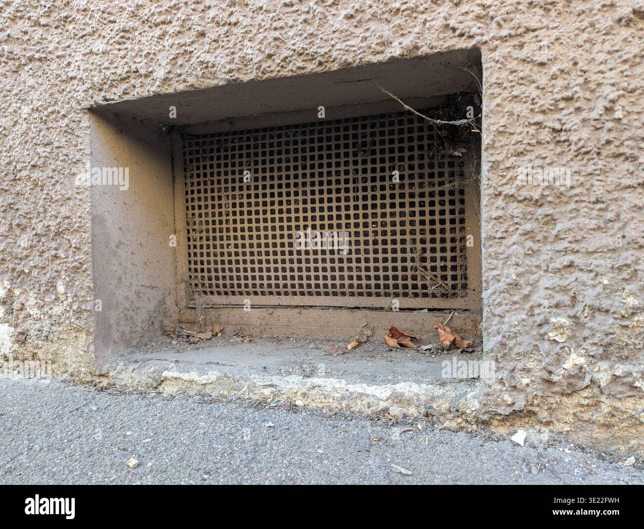 Neglected Materials Worn architectural features hi-res stock photography and images - Alamy