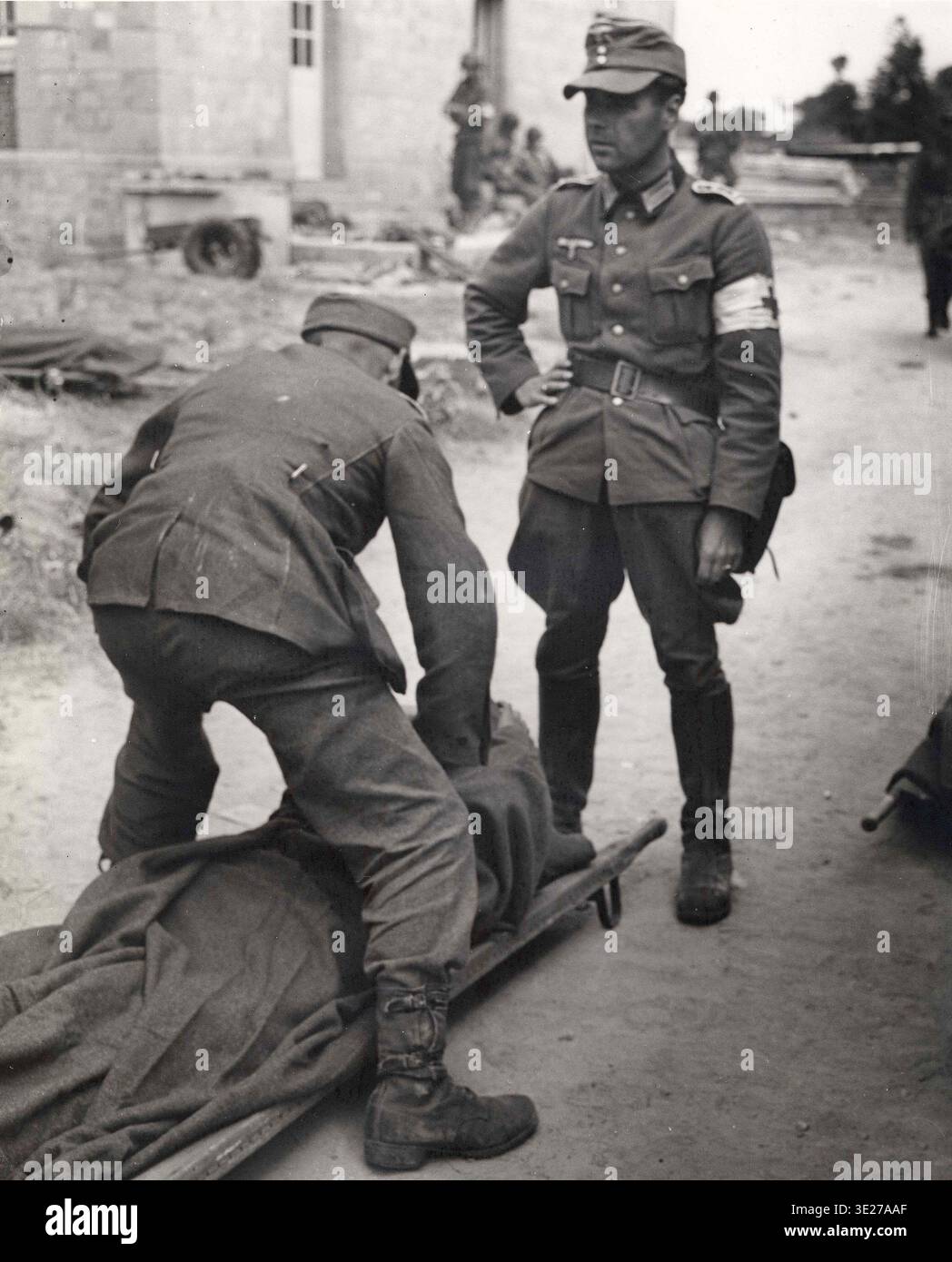 Injured soldier normandy hi-res stock photography and images - Alamy