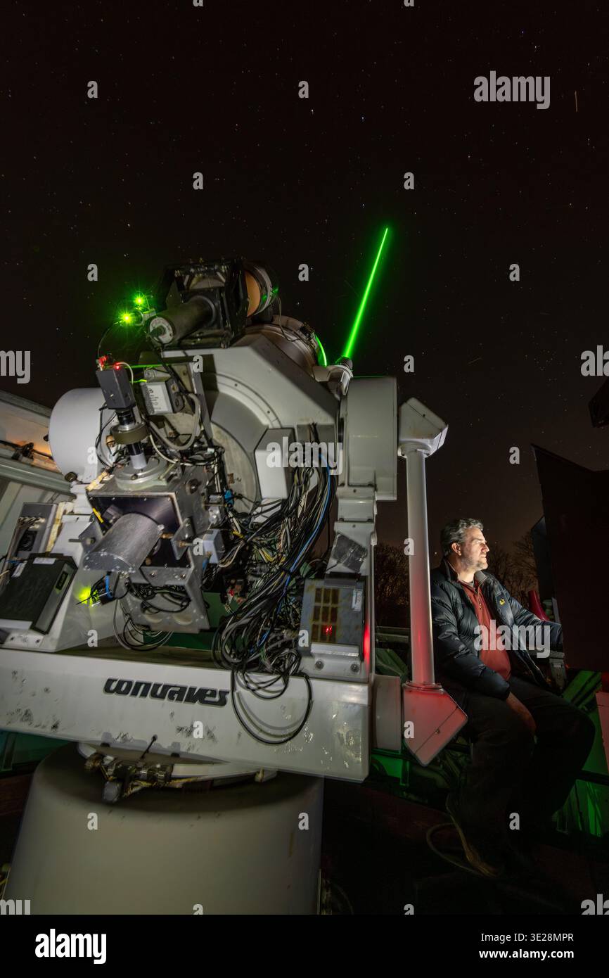 Gravity measuring stations hi-res stock photography and images - Alamy