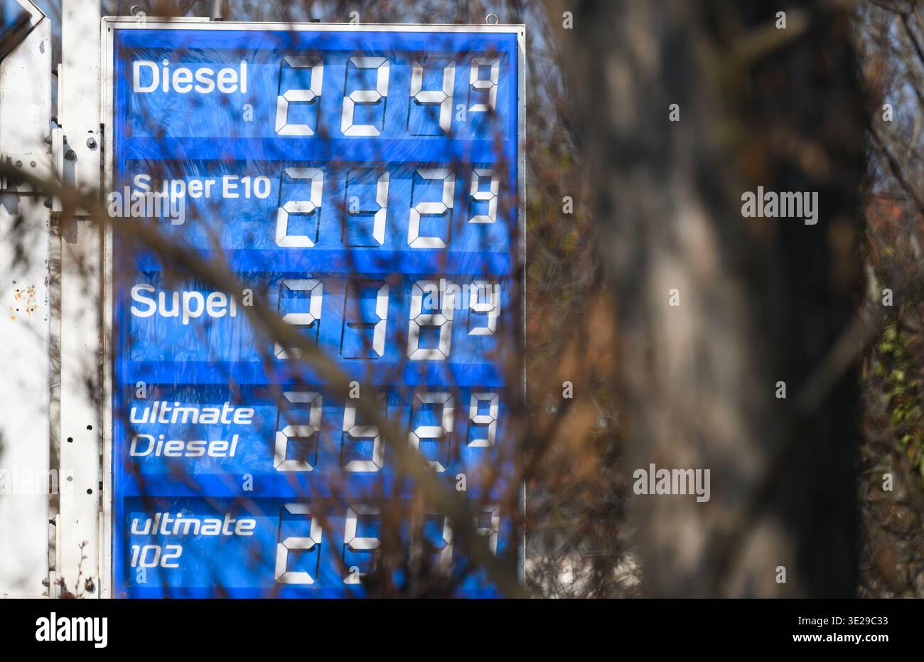 Spannende E10 Preis Dresden Bild