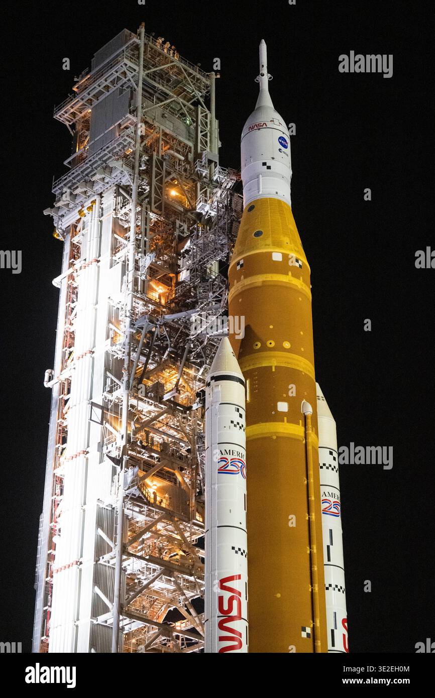 NASA s Space Launch System (SLS) rocket and Orion spacecraft, secured ...