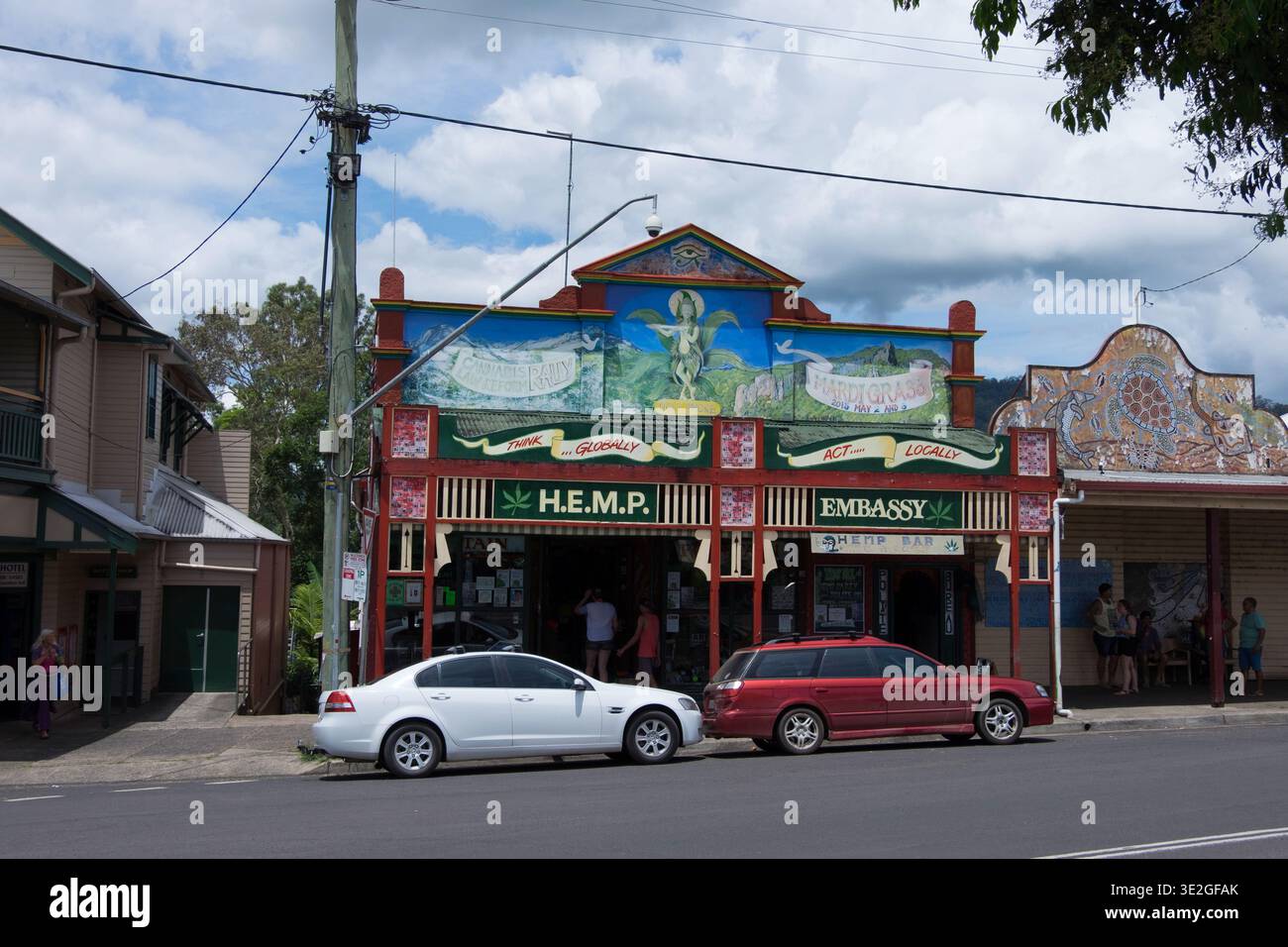 Colorful storefronts parked cars hi-res stock photography and images ...