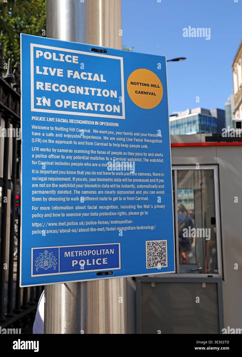 Metropolitan Police live facial recognition in use sign at Paddington for Notting Hill Carnival in London, England, during the August bank holiday. Stock Photo