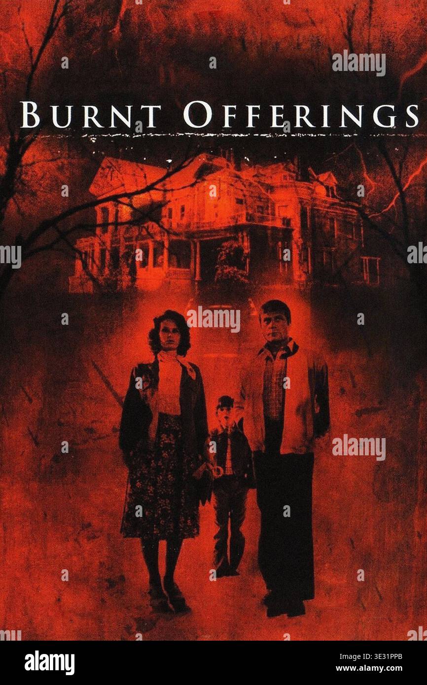 Burnt offerings 1976 hi-res stock photography and images - Alamy