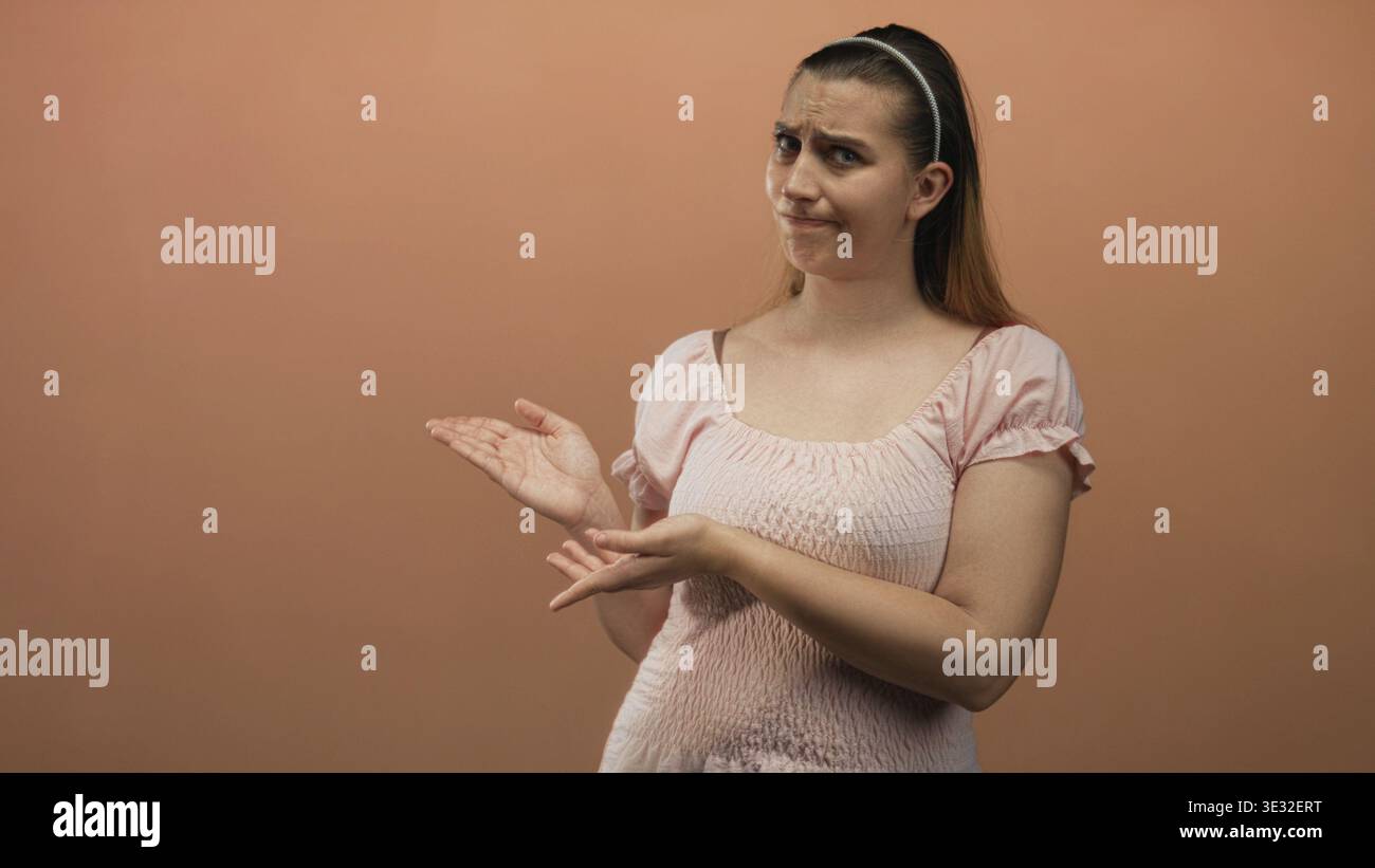 One raised eyebrow woman hi-res stock photography and images - Alamy