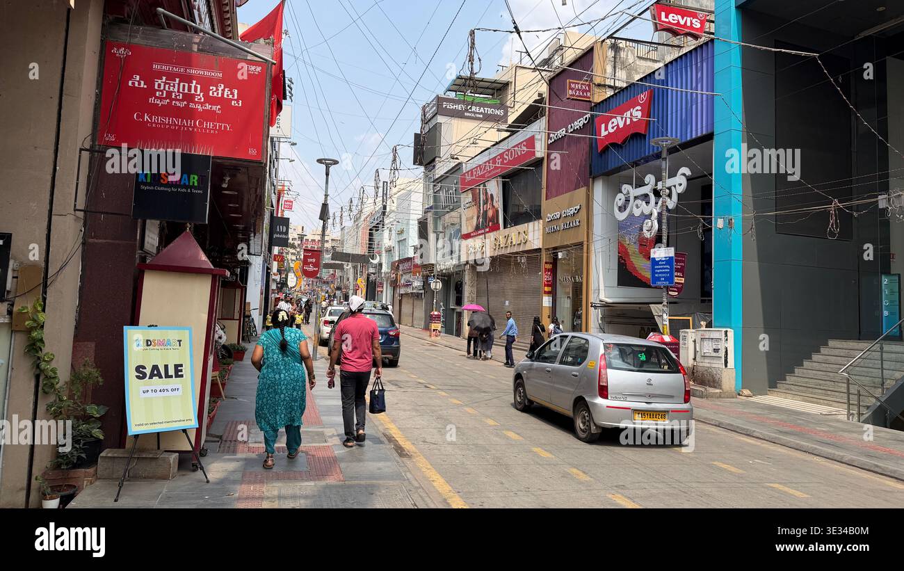 Commercial street in bengaluru hi-res stock photography and images - Alamy
