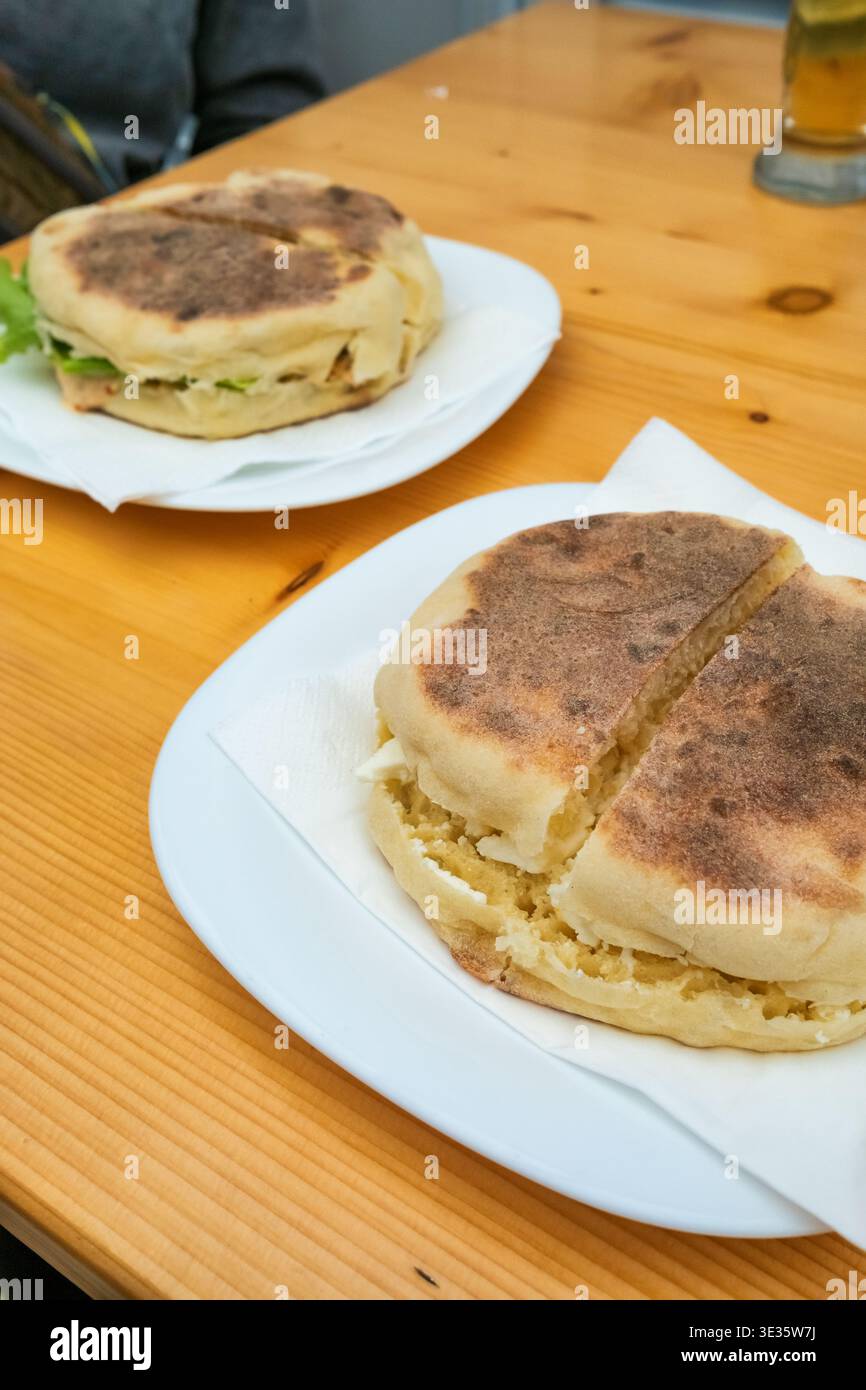 Azores sweet bread hi-res stock photography and images - Alamy
