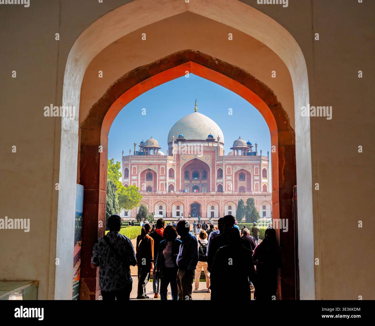 Entrance of humayun tomb hi-res stock photography and images - Alamy