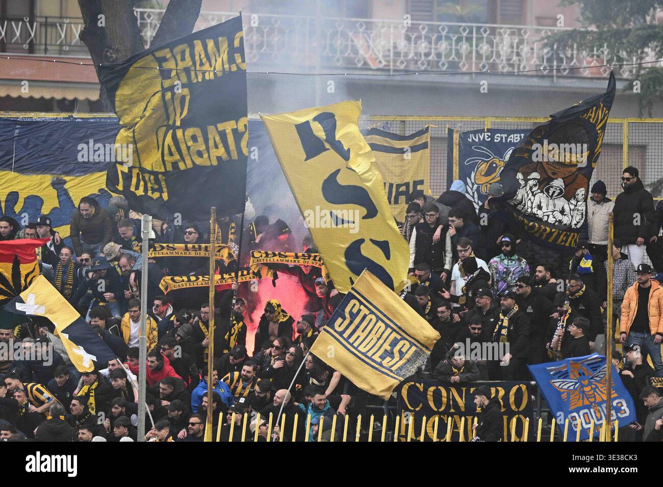 Castellamare di Stabia, Italy , 21 March 2026 supporter Juve Stabia during the Serie BKT match between SS Juve Stabia vs Spezia Calcio :Agostino Gemito/ Alamy Live News Stock Photo