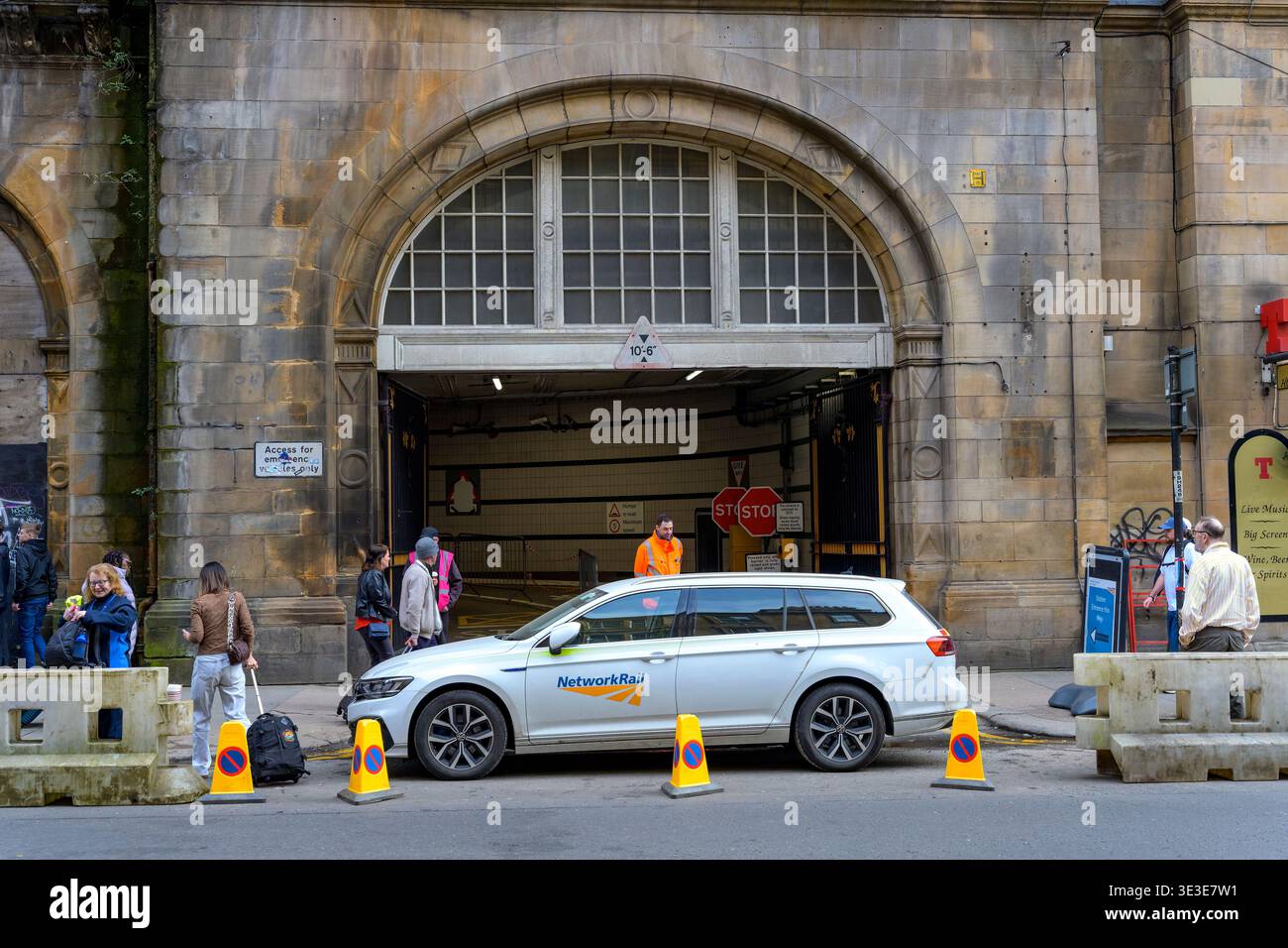 Glasgow Central Station Emergency Vehicle entrance providing temporary passenger access after the Union Corner fire, Hope Street, Glasgow, Scotland UK Stock Photo