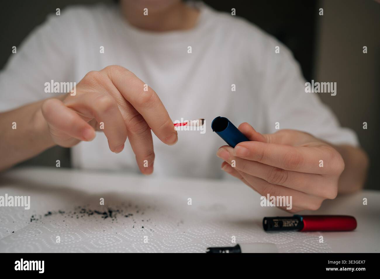 Vape tool hi-res stock photography and images - Alamy