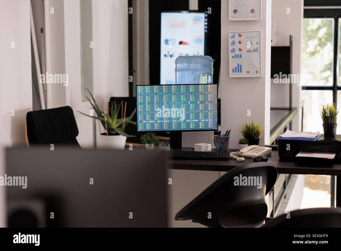 Early desktop monitor hi-res stock photography and images - Alamy