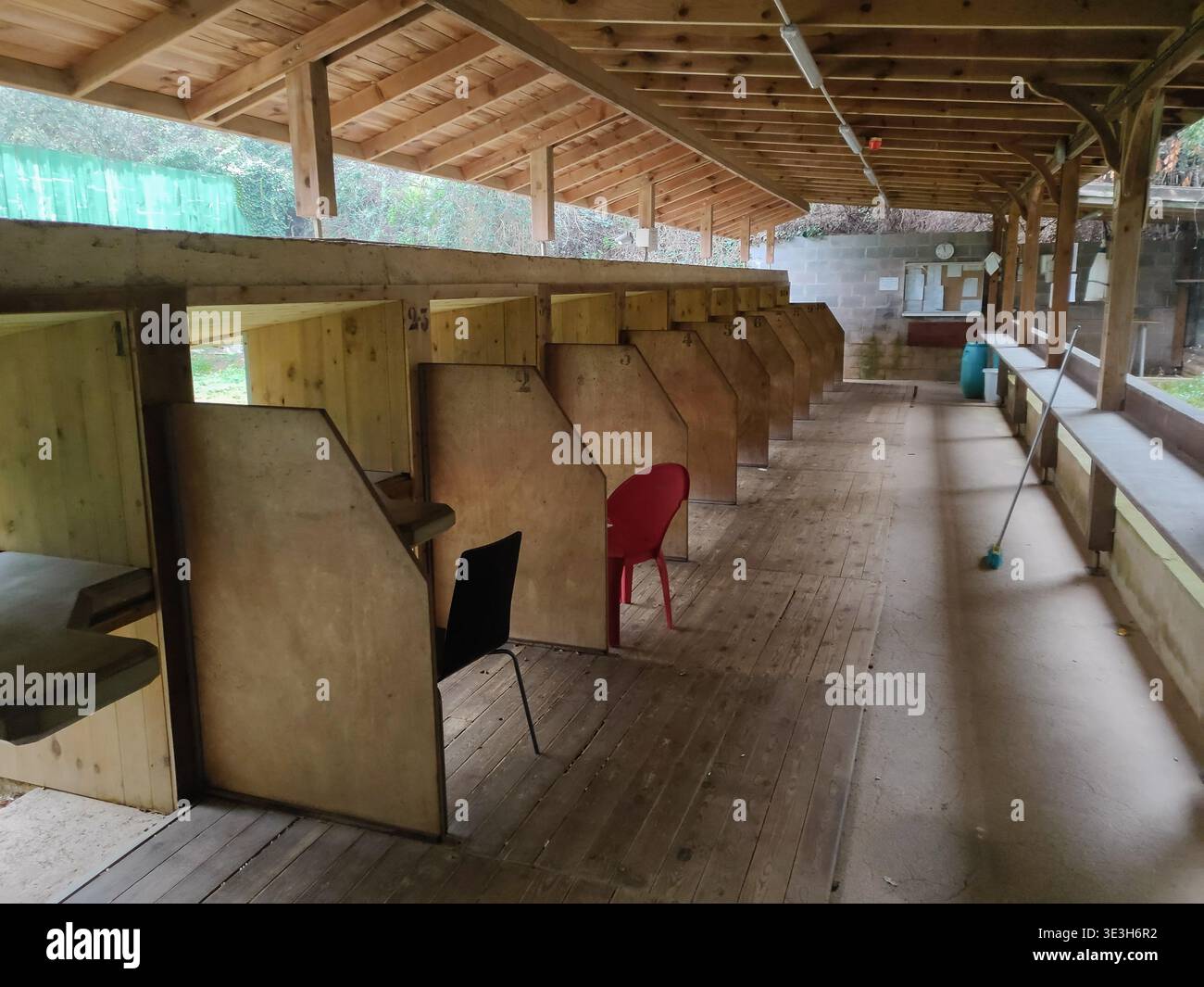 Interior view shooting range hi-res stock photography and images - Alamy