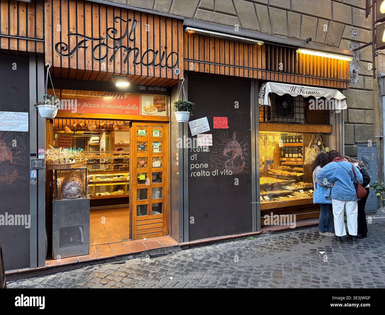 Pizza mortadella rome hi-res stock photography and images - Alamy