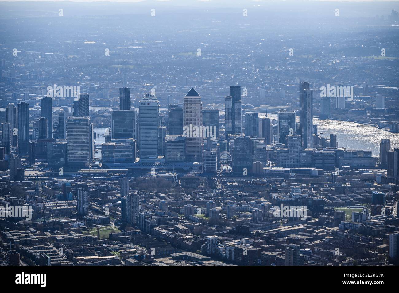 Canary wharf skyline 2026 hi-res stock photography and images - Alamy