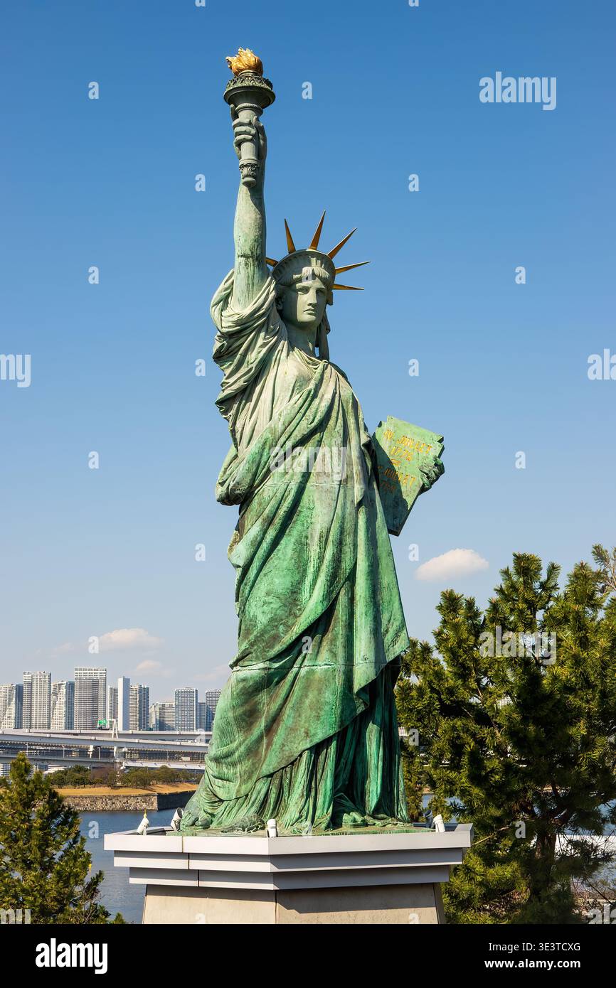 Statue of liberty japan hi-res stock photography and images - Alamy