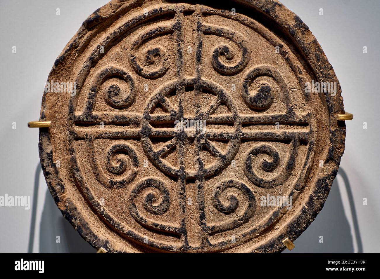 Chinese roof-tile end from Weiyang Palace in the Emperor Qin Shi Huang ...