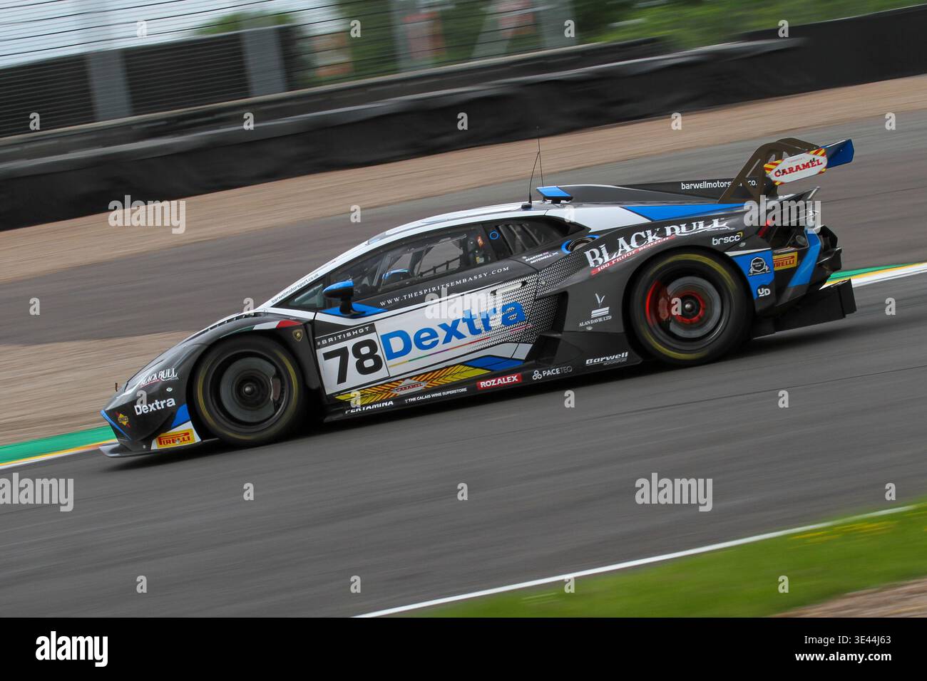 Lamborghini Huracan GT3 Evo2 of Barwell Motorsport, driven by Alex ...