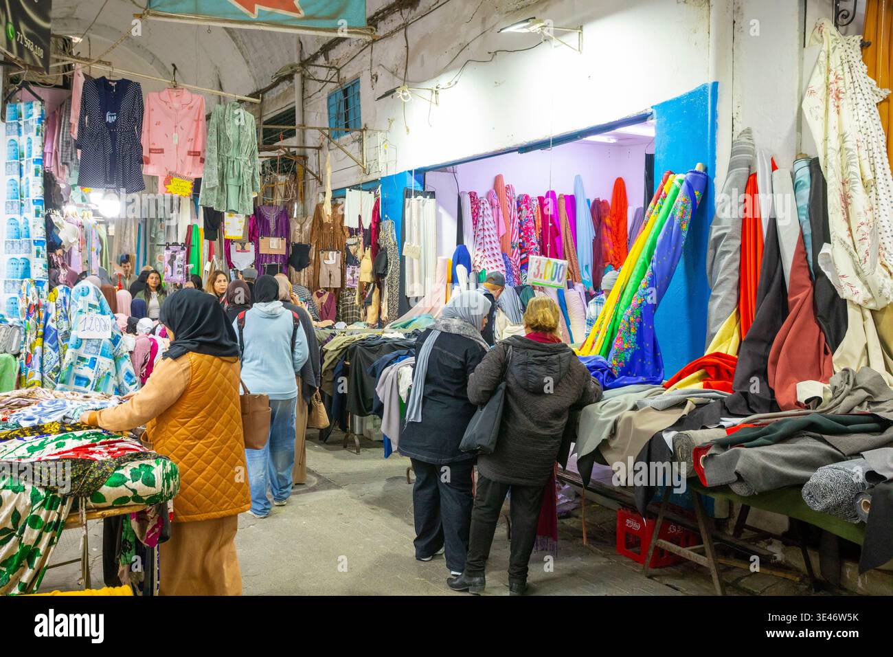 Tunisia, Tunis, medina (a UNESCO World Heritage Site), souk Stock Photo