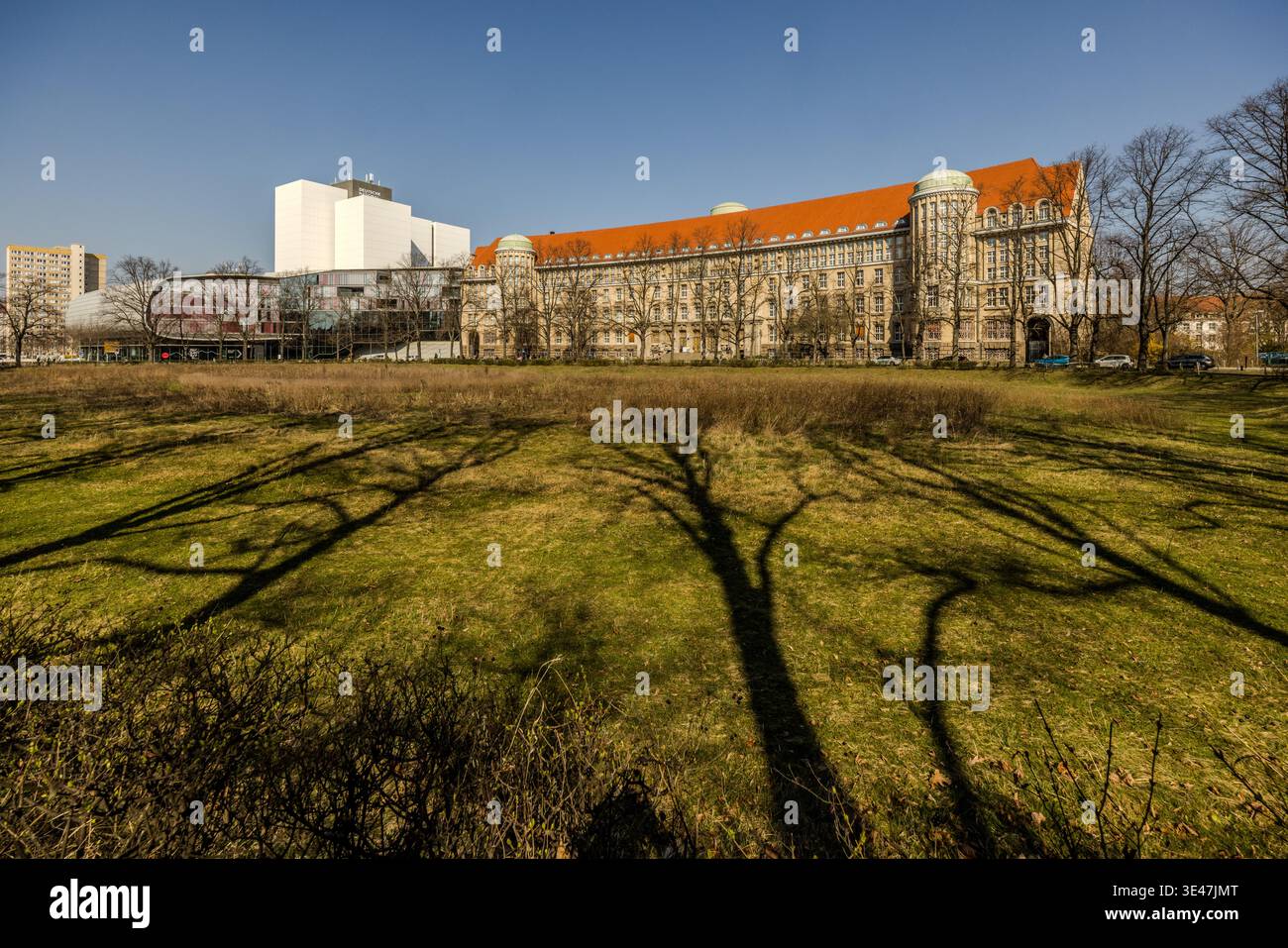 German National Library in Leipzig. Oscar Busch designed a vision “doomed to be extended” that stretches as far as 2212. The foundation stone of the first building was laid in 1914. Leipzig, Saxony, Germany Stock Photo