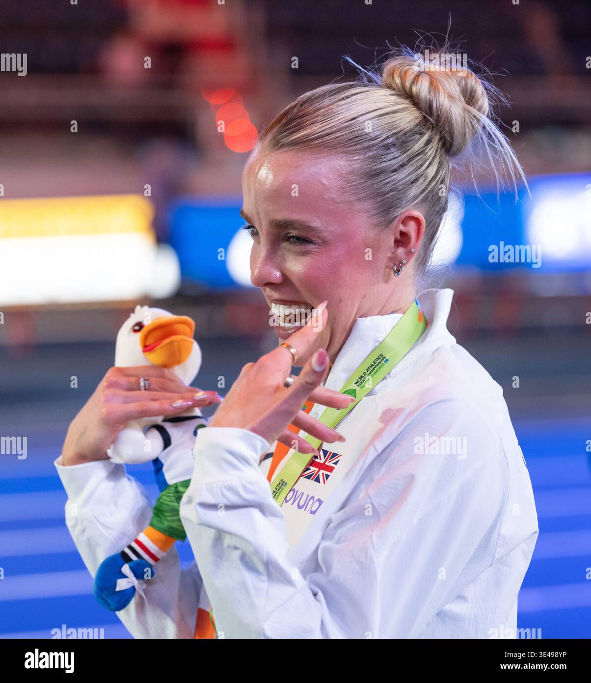 a-tearful-keely-hodgkinson-of-great-britain-ni-during-her-gold-medal