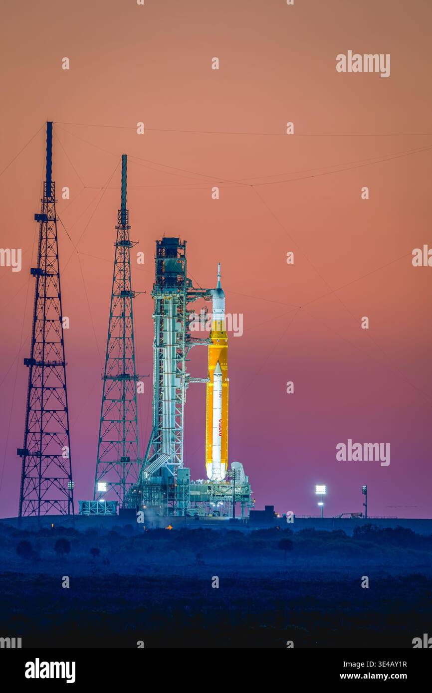 Sls Alex NASAs Artemis II Space Launch System (SLS) rocket sits on Pad 39b ...