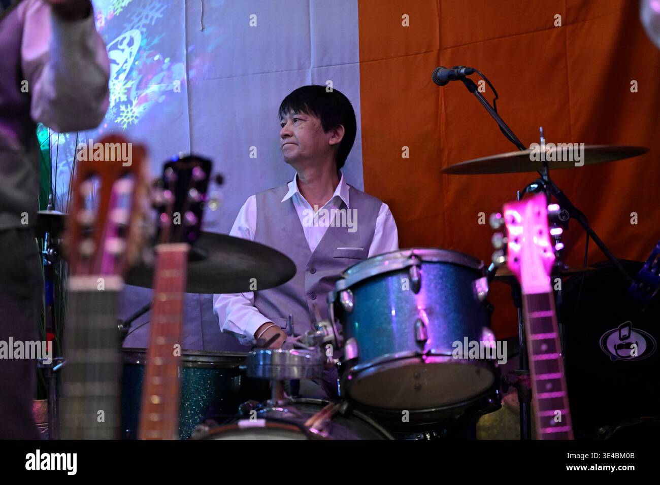 "Ringo Starr" performs live with the tribute band The Bangkok Beatles in Hua Hin, Thailand. Stock Photo