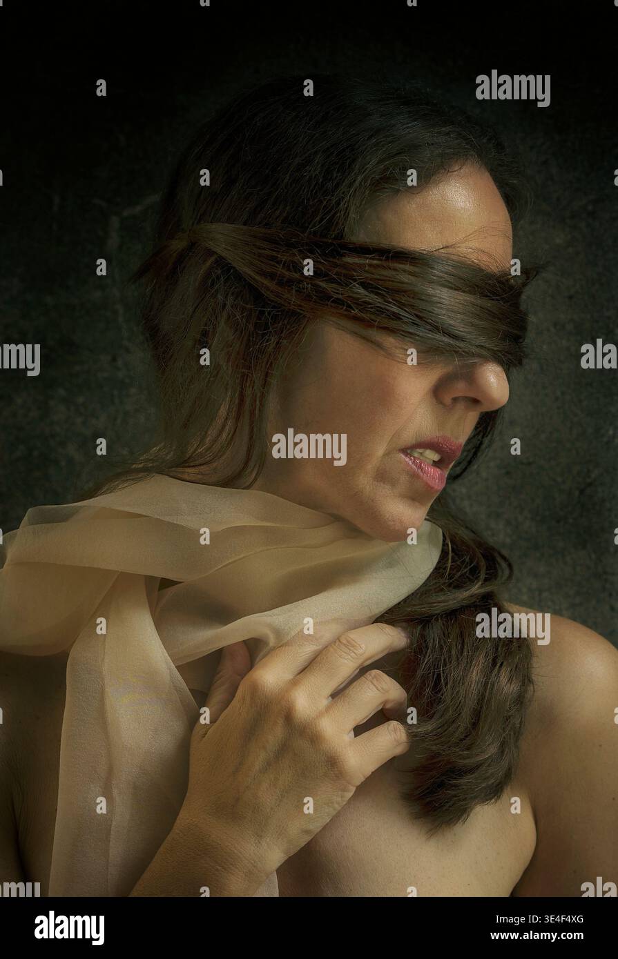 Woman without face covering hi-res stock photography and images - Alamy