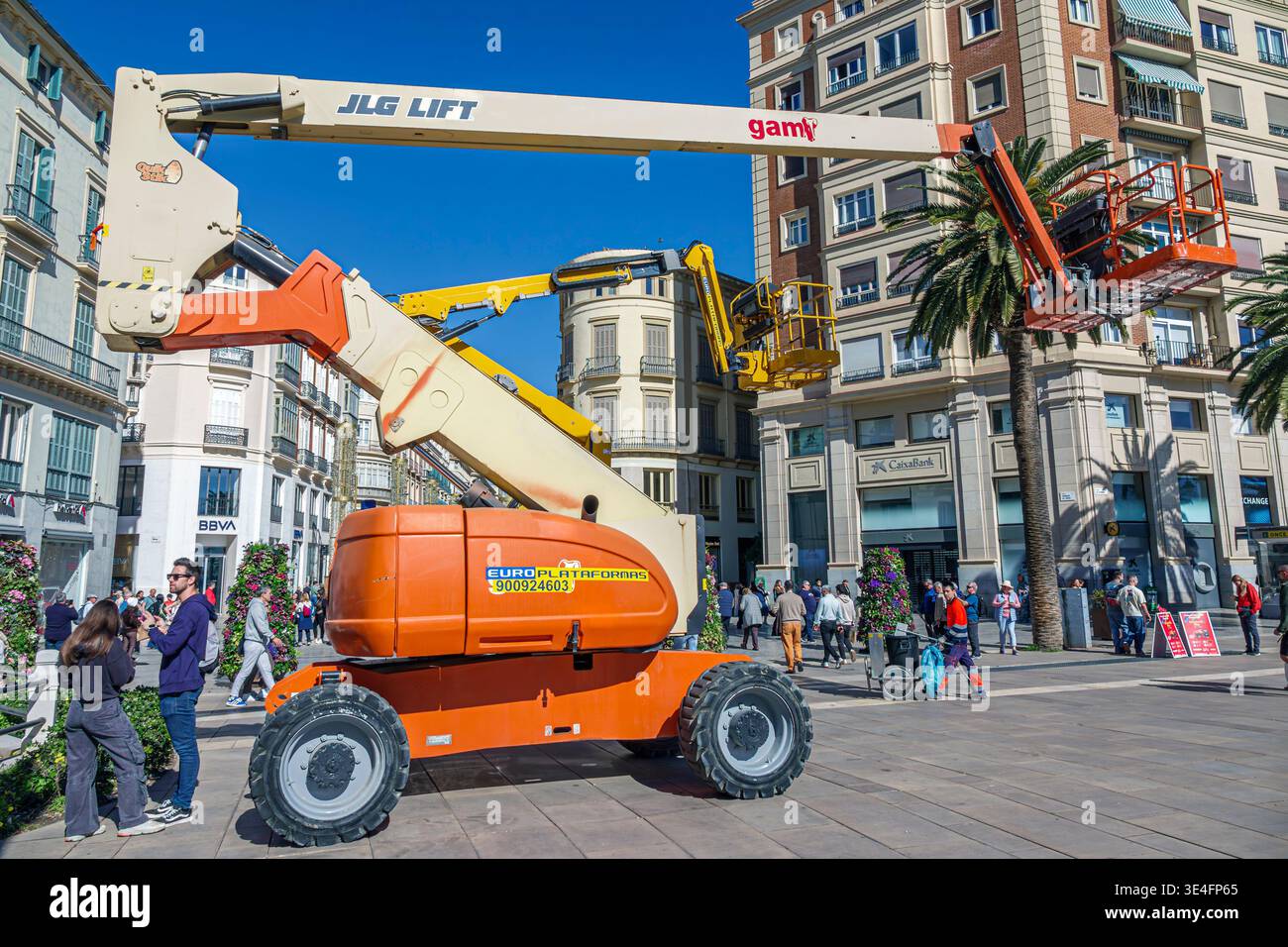 Jlg boom lift hi-res stock photography and images - Alamy