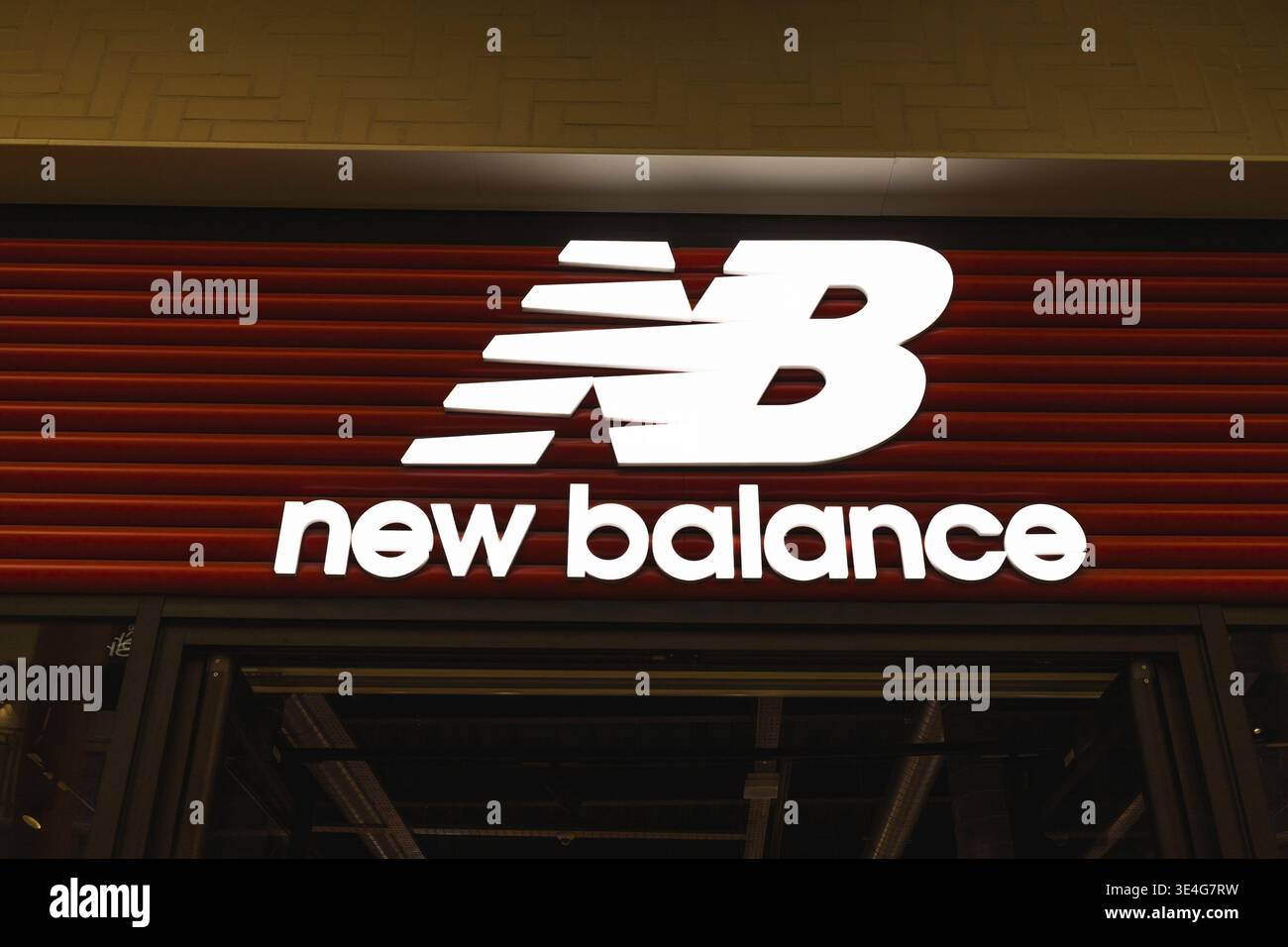 New balance sign hi-res stock photography and images - Alamy