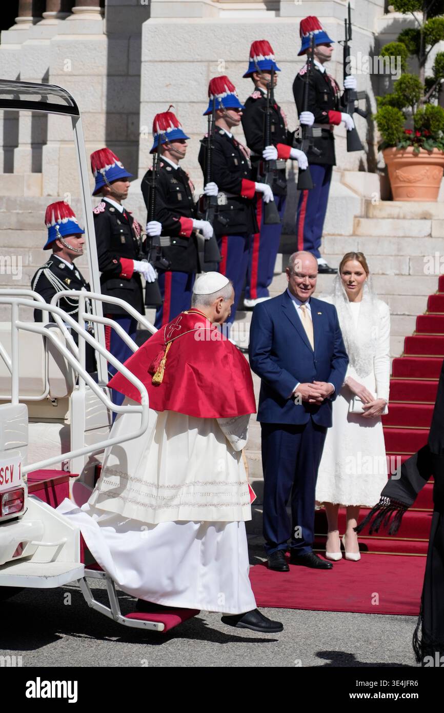 Monaco Ap Princess Charlene of Monaco, and Prince Albert II of Monaco receive ...
