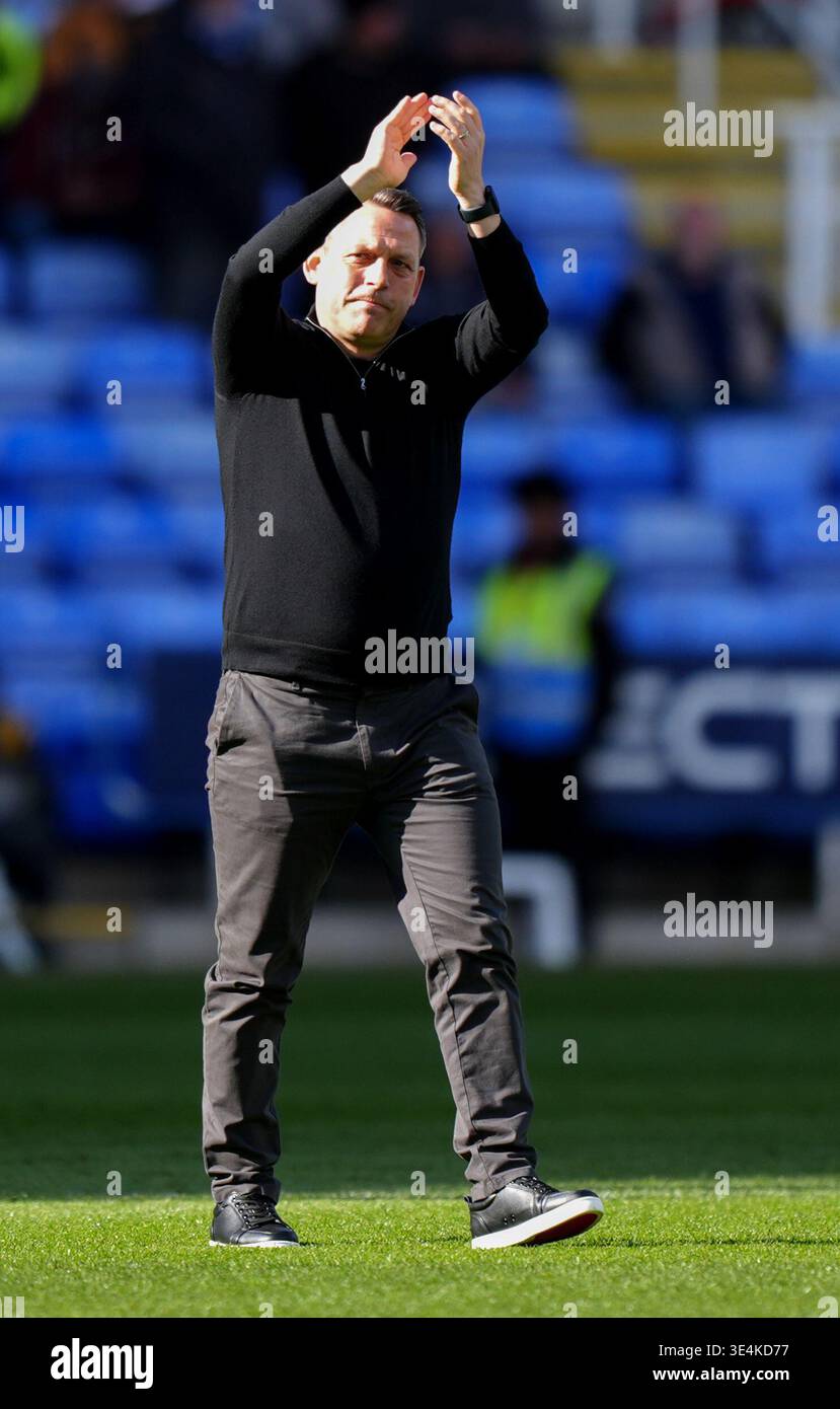 Reading Manager Reading manager Leam Richardson before the Sky Bet League One match at ...