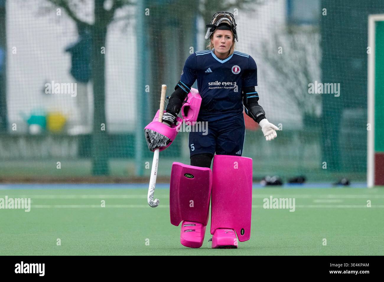 Mia Böhringer (Torhüterin, Torwart [goalkeeper], UHC, 5), Freisteller ...
