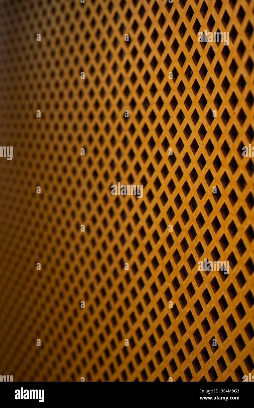 Diamond Pattern Grate Form diamond pattern hi-res stock photography and images - Alamy