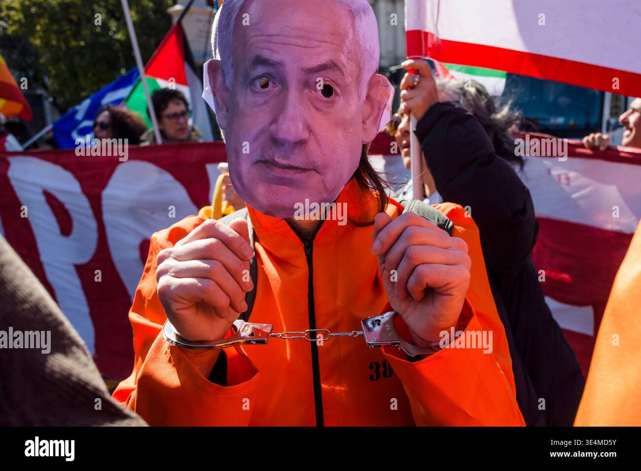 Mobilisation Mask March 28, 2026, Rome, Italy: Demonstrator wearing prisoner uniform and ...
