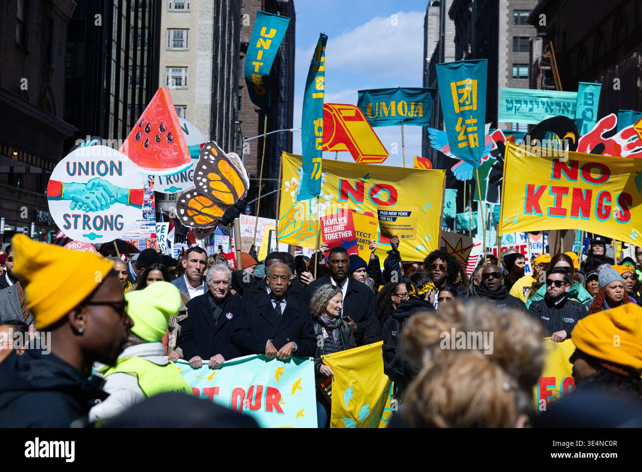Robert De Niro and Reverend Al Sharpton marched alongside thousands of ...
