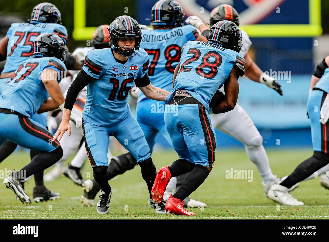 FRISCO, TX - MARCH 28: Dallas Renegades quarterback Austin Reed (16 ...