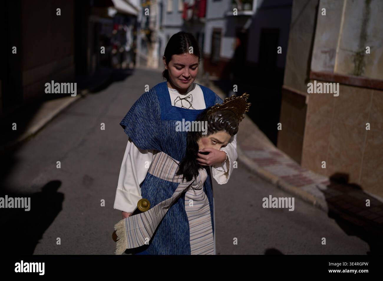 A penitent of the 'Pollinita' brotherhood, dressed in a typical Apostle ...