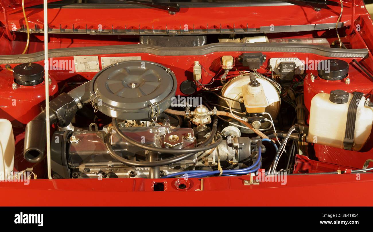 なないろ様 Vaz 21099 automobile hi-res stock photography and images - Alamy