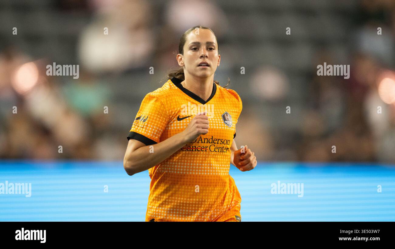 Kathleen Rader Houston Dash midfielder Kat Rader (22) runs during an NWSL soccer match ...