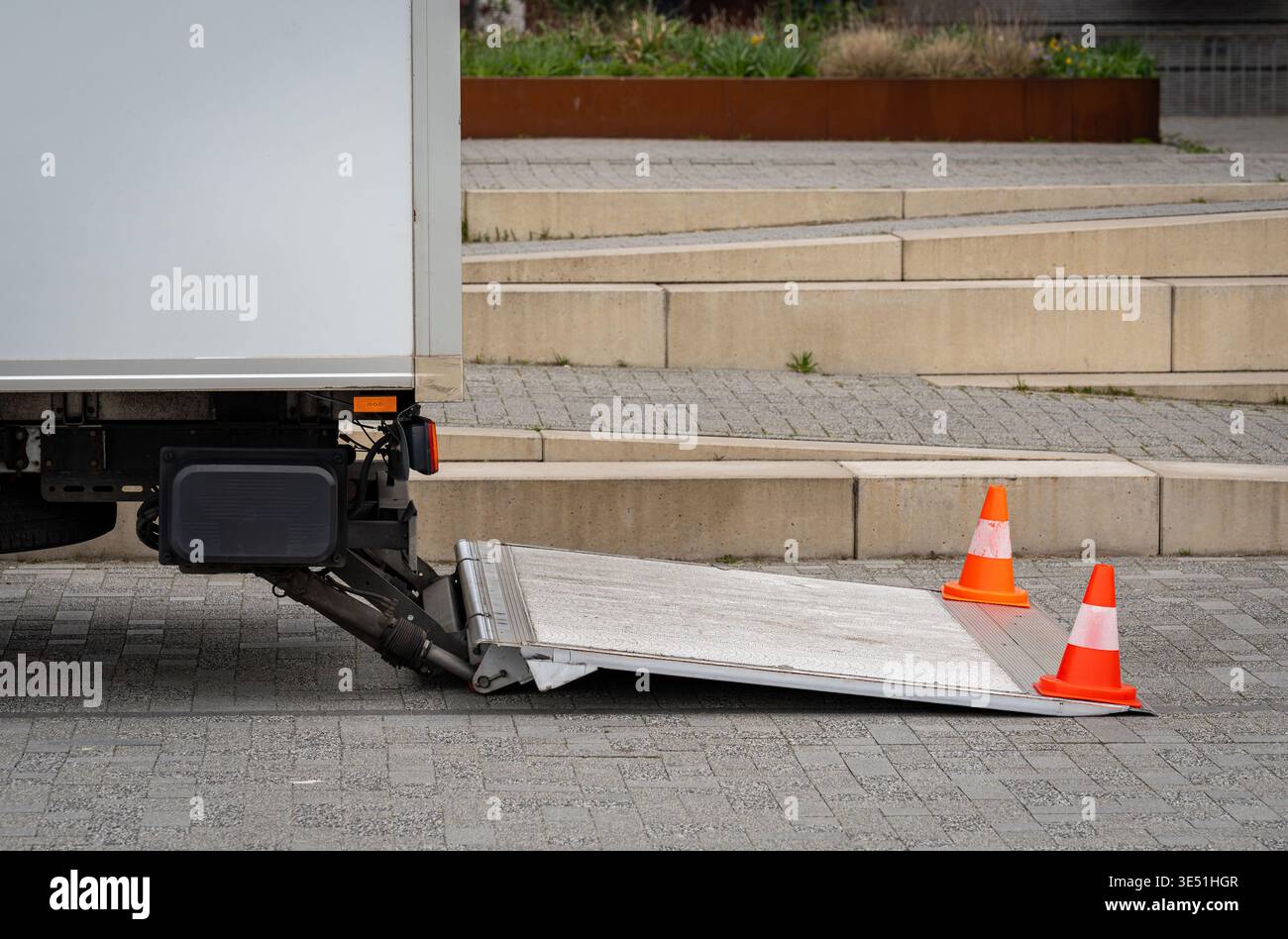 Bread Van Rear Ramp Rear Mounted Folding Van Ramp with Traffic Cones, Logistics and ...