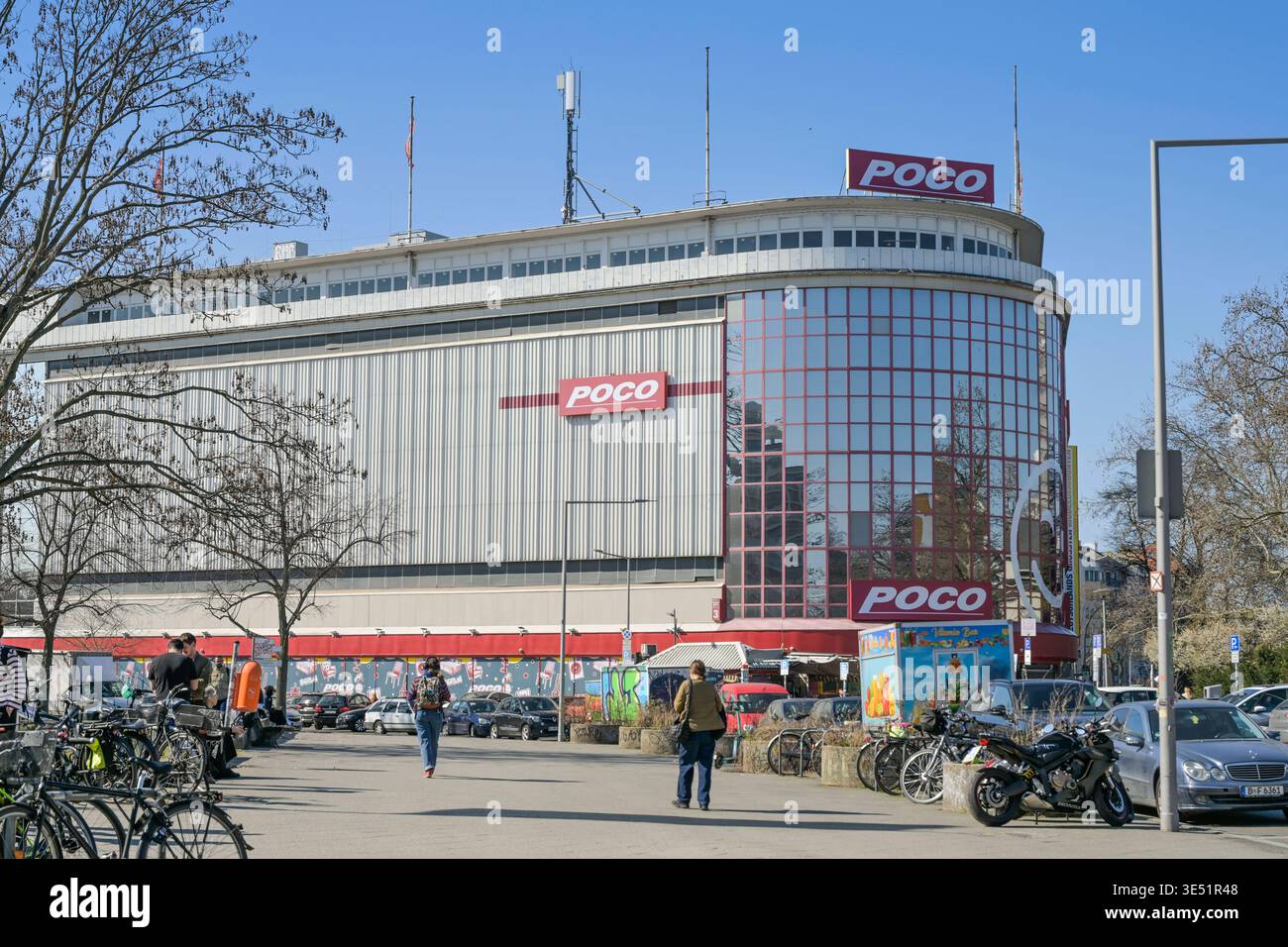 Wunderschne Poco Einrichtungsmarkt Berlin Kreuzberg Bild