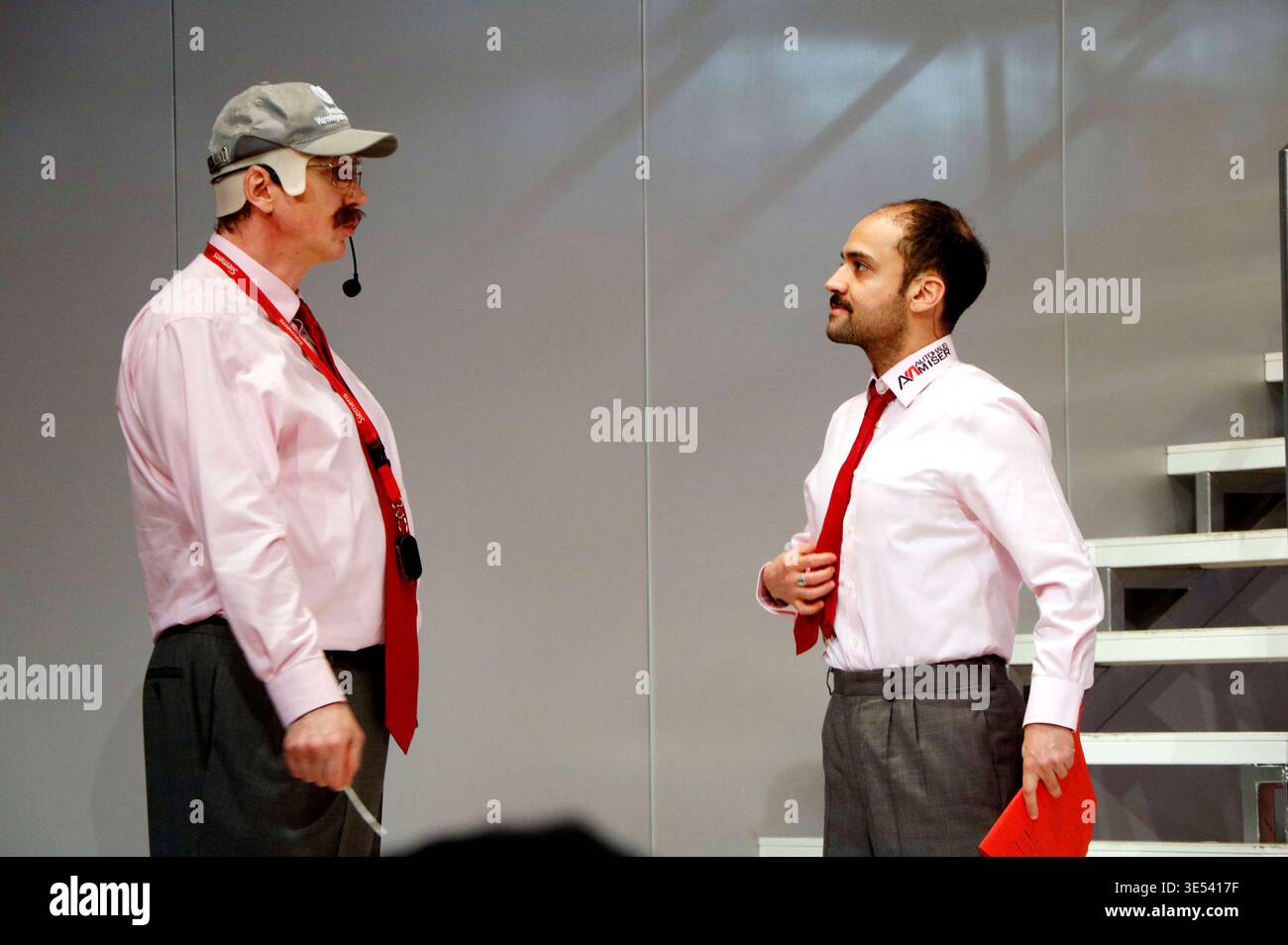 Lars Eidinger und Pablo Moreno bei der Fotoprobe zum Theaterstück Der ...