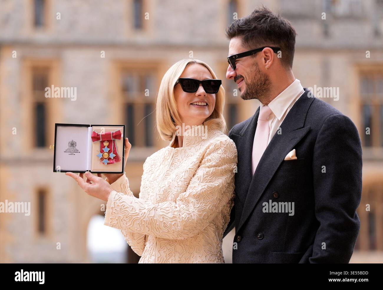 Actress Carey Mulligan (Carey Mumford) with husband Marcus Mumford ...